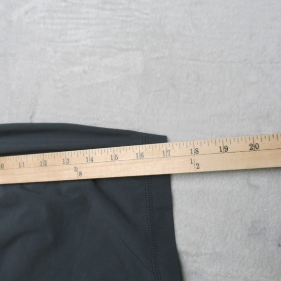 Vuori Shorts Mens Medium Charcoal Grey Elastic Lined Drawstring Lightweight Run - Picture 10 of 11